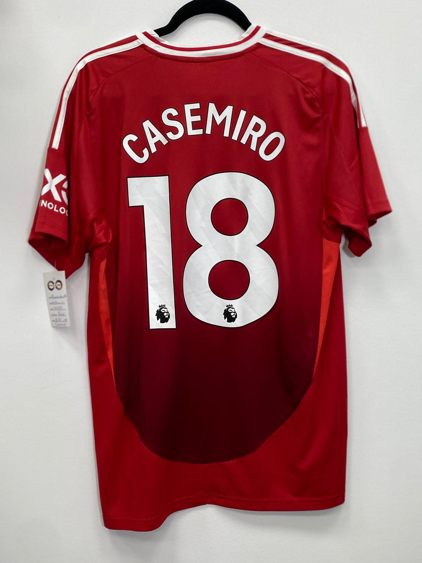 2024-25 Manchester United Casemiro 18 Home Jersey / Large / New