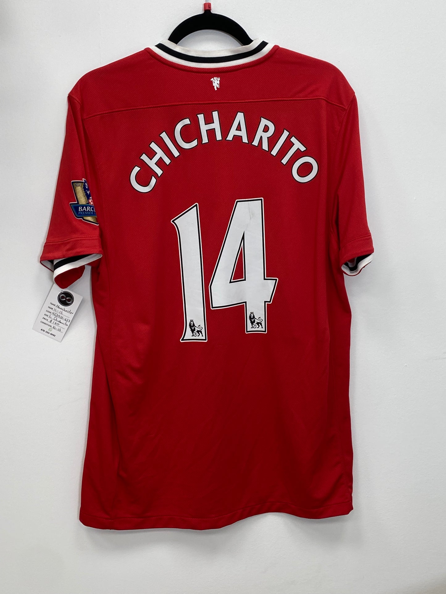 2011-12 Manchester United Chicharito 14 Home Jersey / Large / 10/10