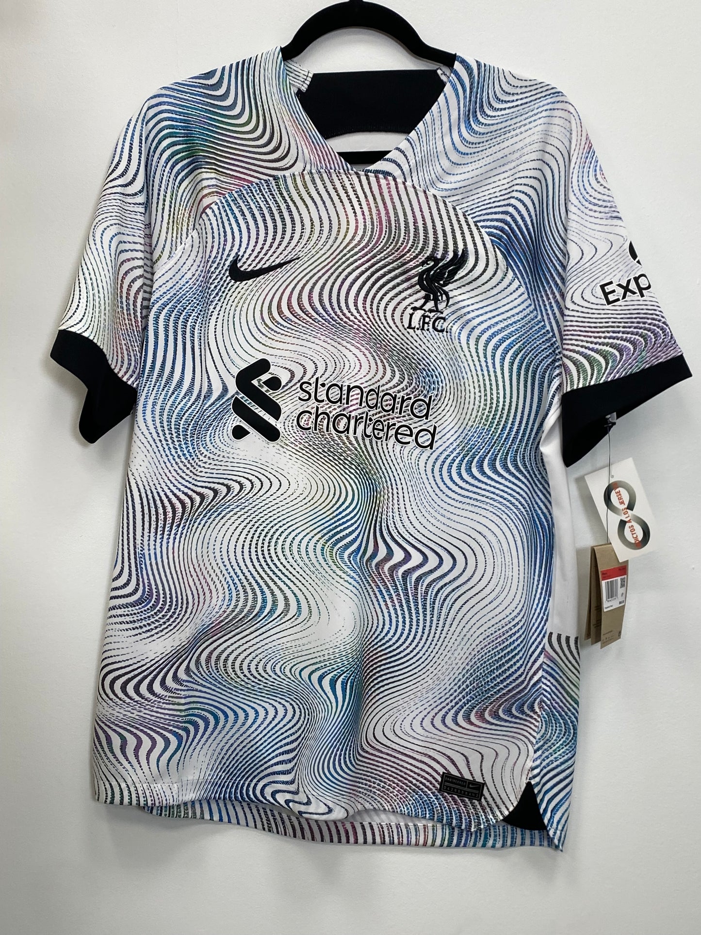 2022-23 Liverpool FC Away Jersey / Large / New