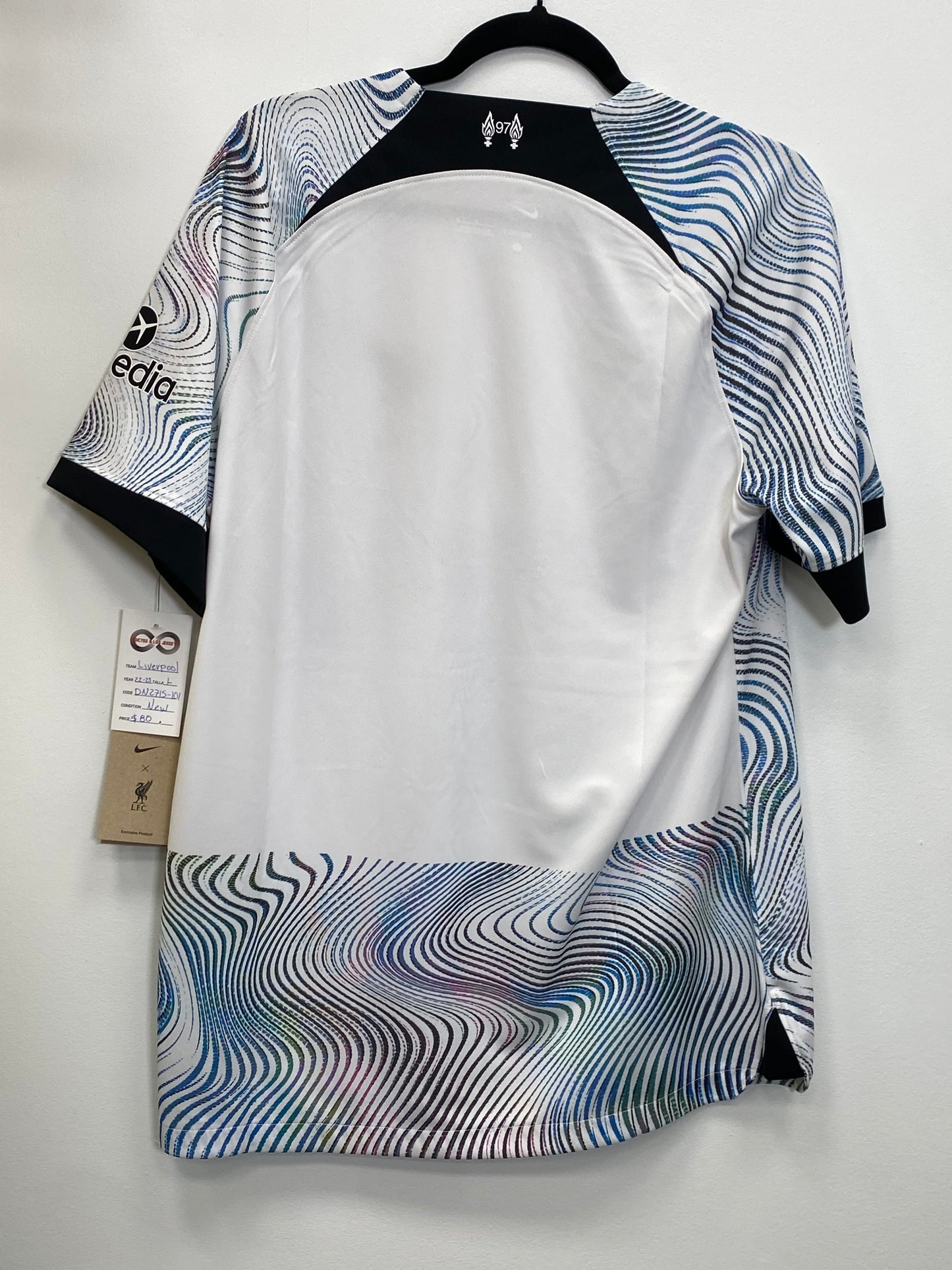 2022-23 Liverpool FC Away Jersey / Large / New