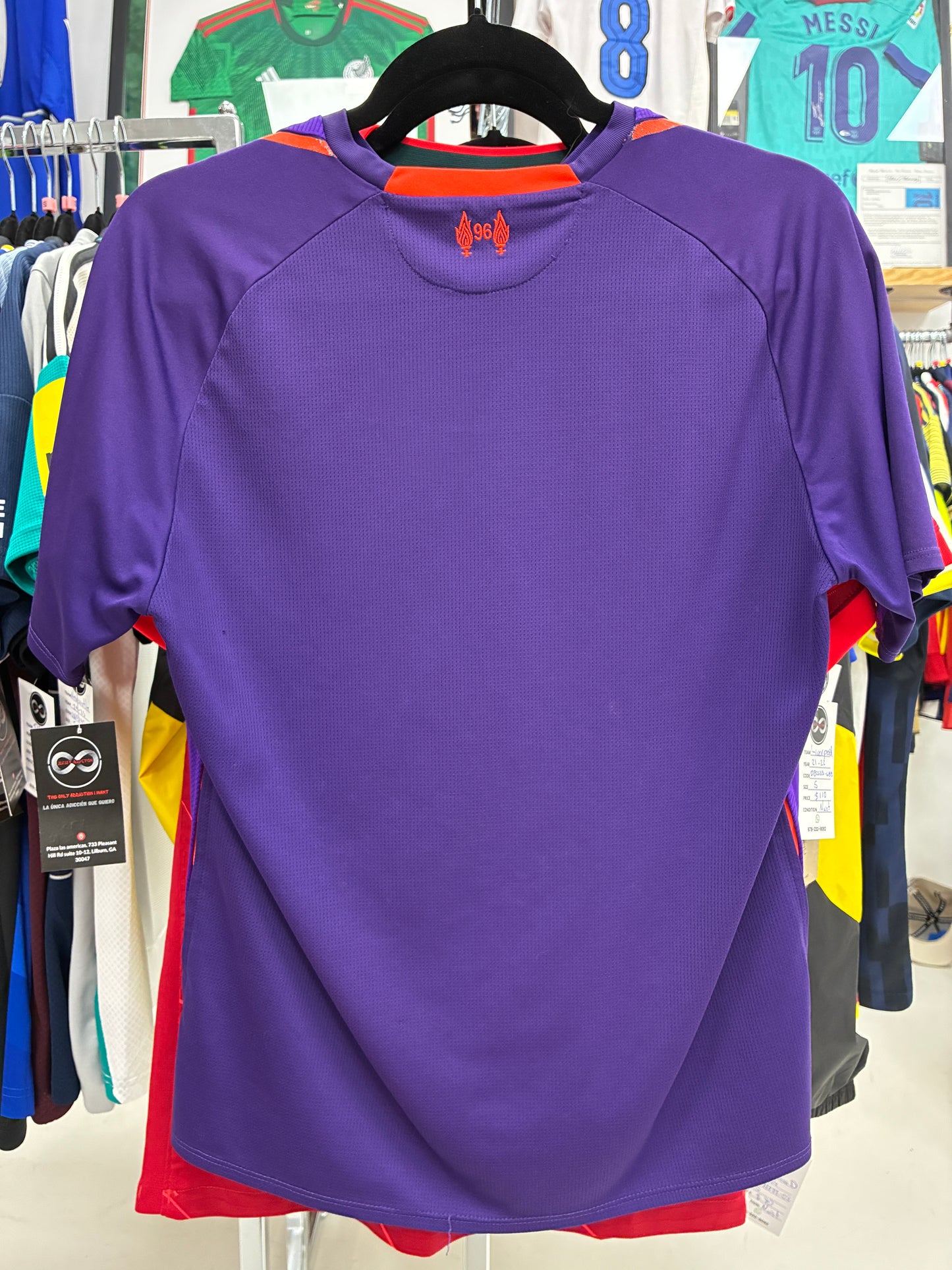 2018-19 Liverpool FC Away Jersey / Small / 10-10