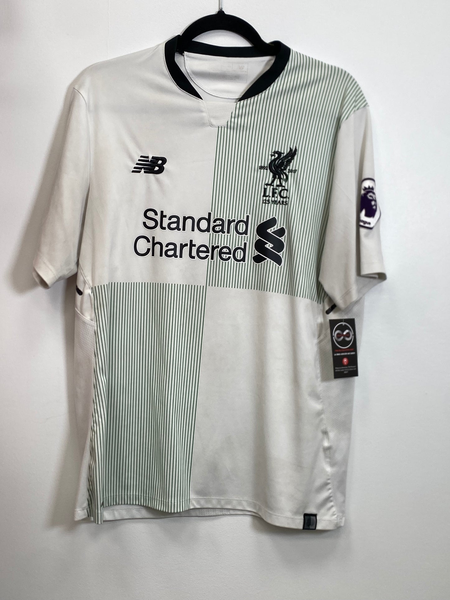 2017-18 Liverpool FC Firmino 9 Away Jersey / Large / 9/10