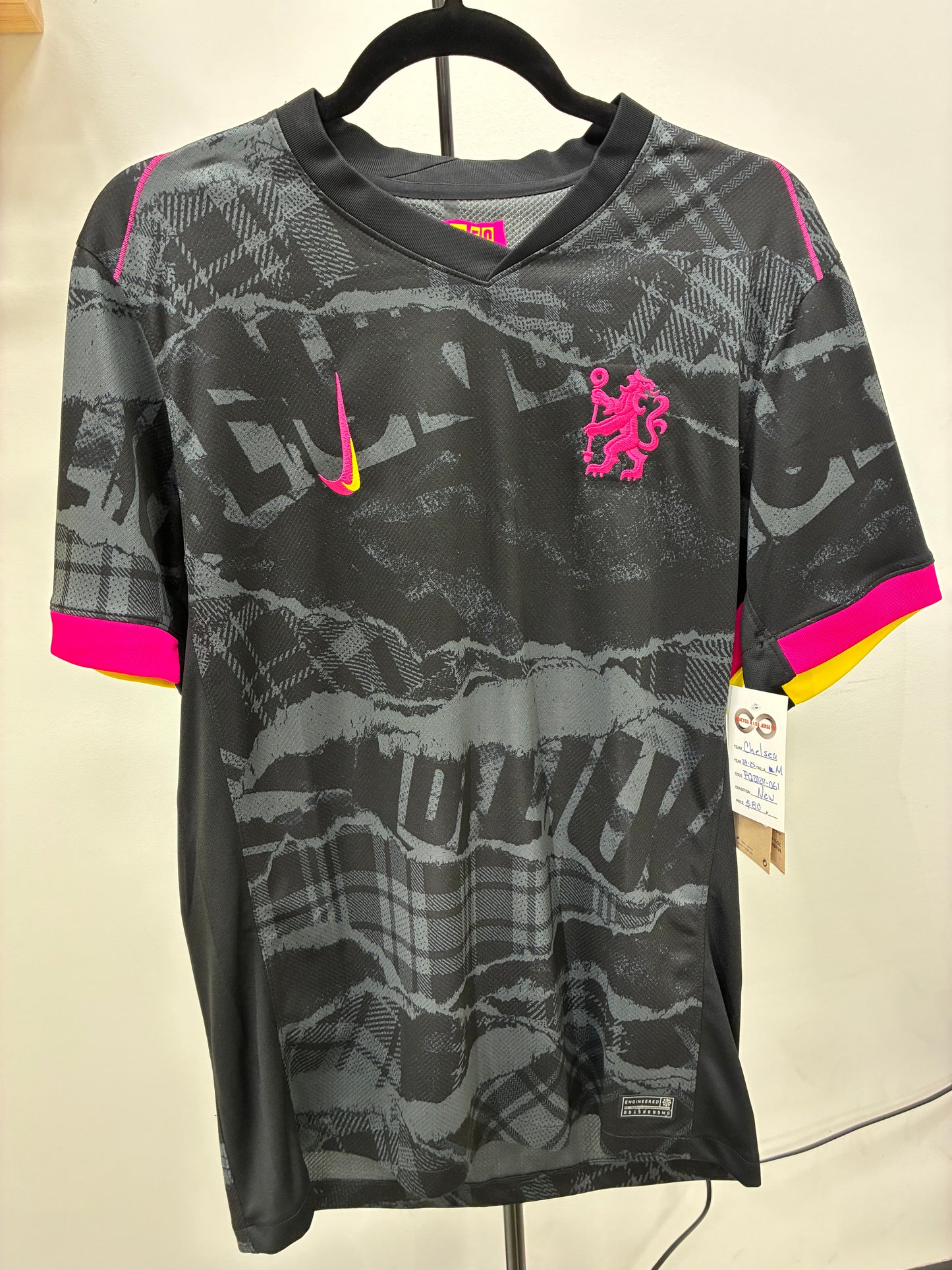 2024-25 Chelsea FC Third Jersey / Medium / New