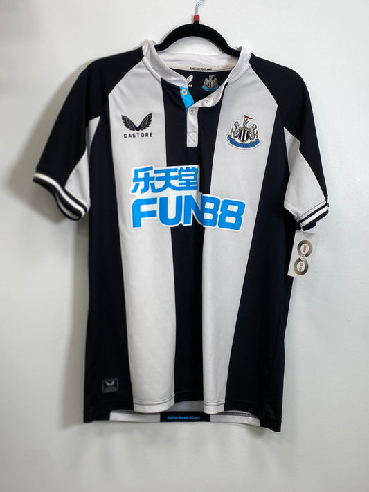 2021-22 NewCastle United Home Jersey / Large / 9/10