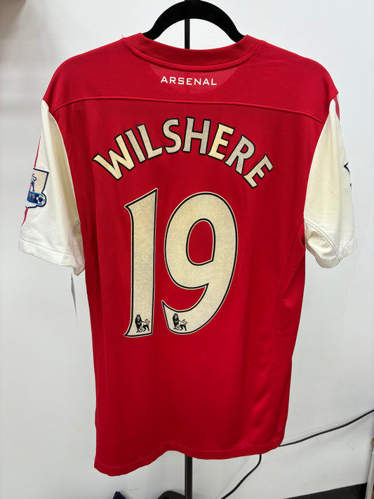 2011-12 Arsenal 19 Wilshere Home Jersey / Medium / 9/10