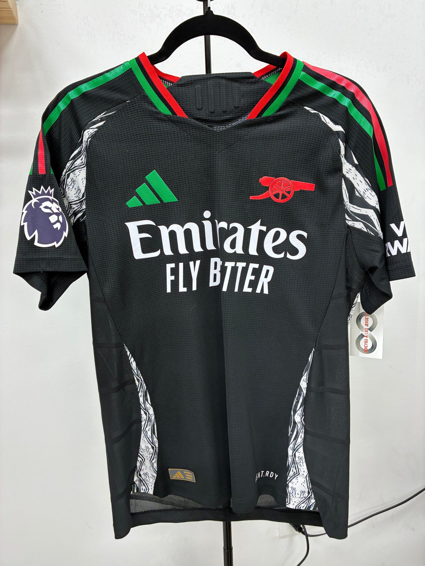 2024-25 Arsenal 7 Saka Away Jersey / Medium / New