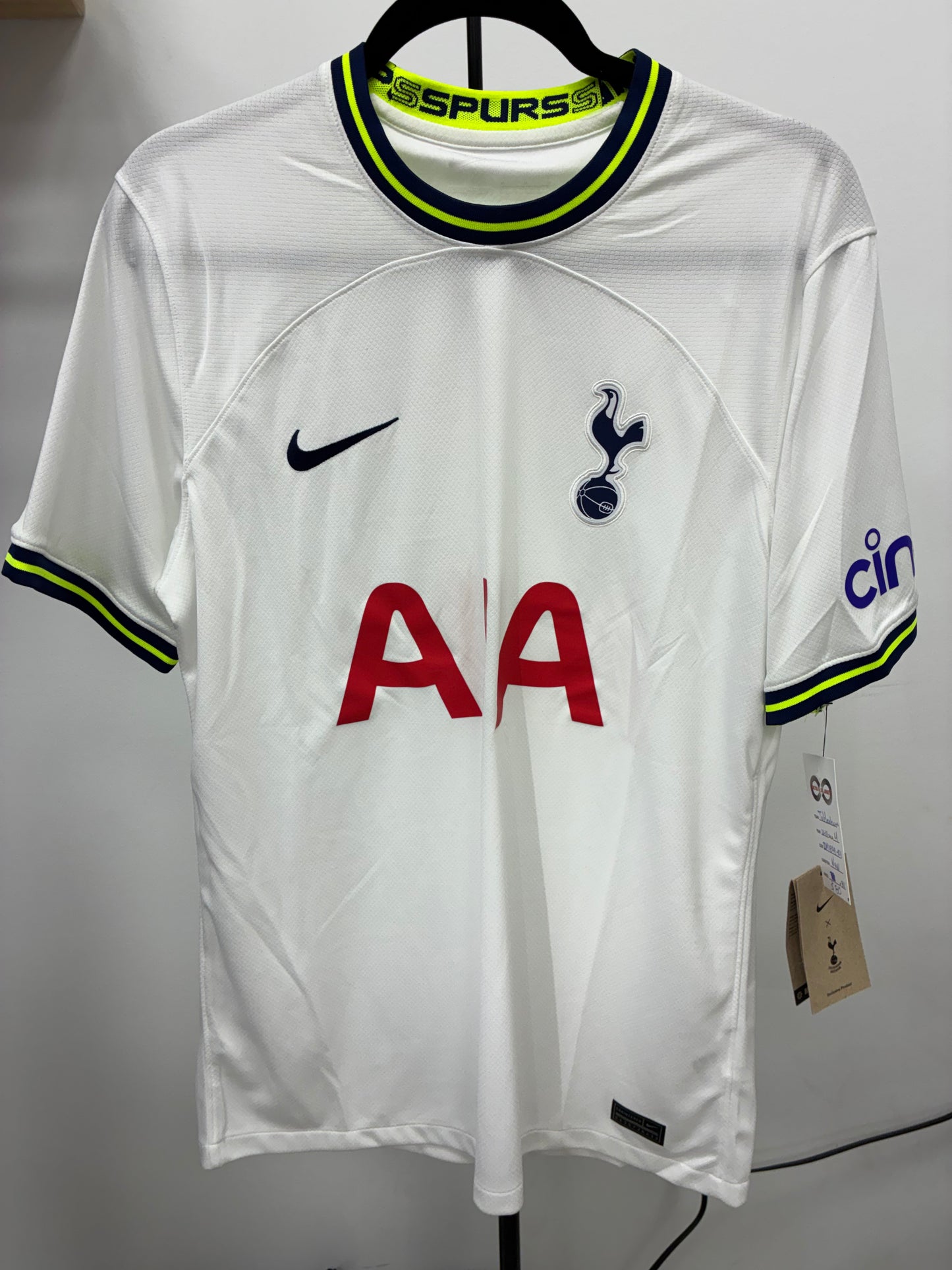 2022-23 Tottenham Hotspur Home Jersey / Medium / New