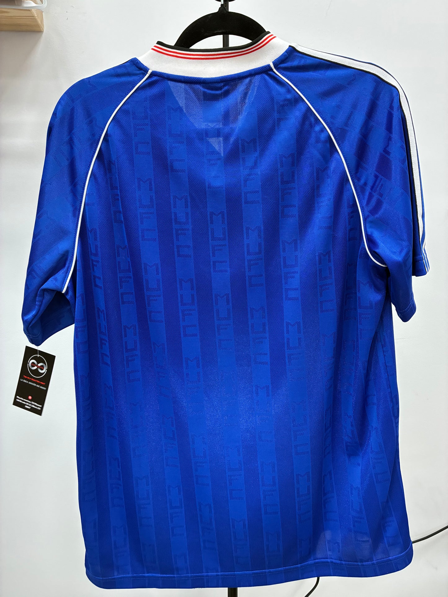 2023 Manchester United Jersey / Medium / New