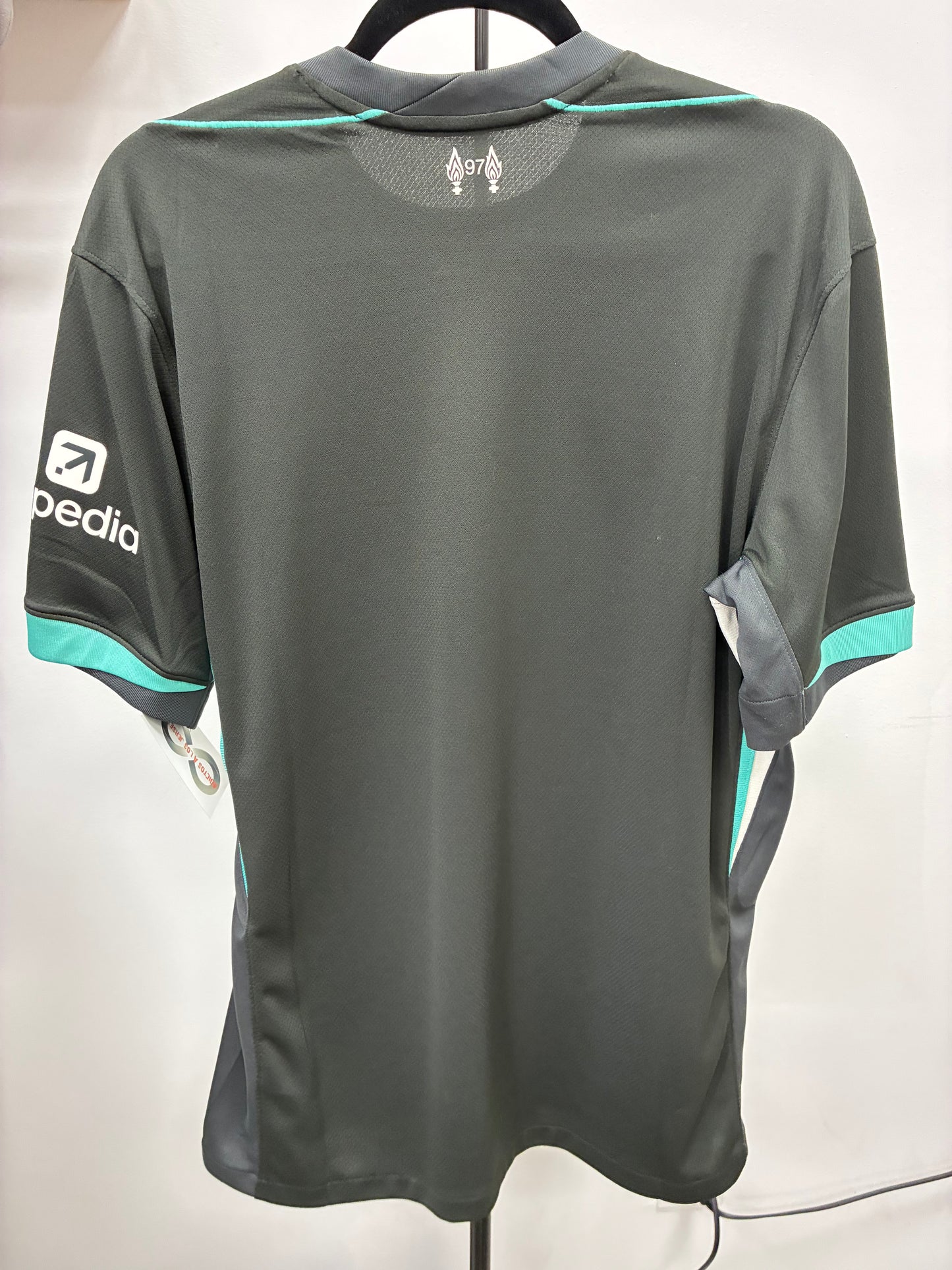 2024-25 Liverpool FC Away Jersey / Medium / 10/10