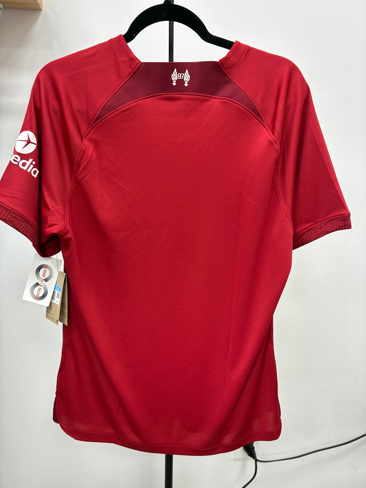 2022-23 Liverpool FC Home Jersey / Medium / New