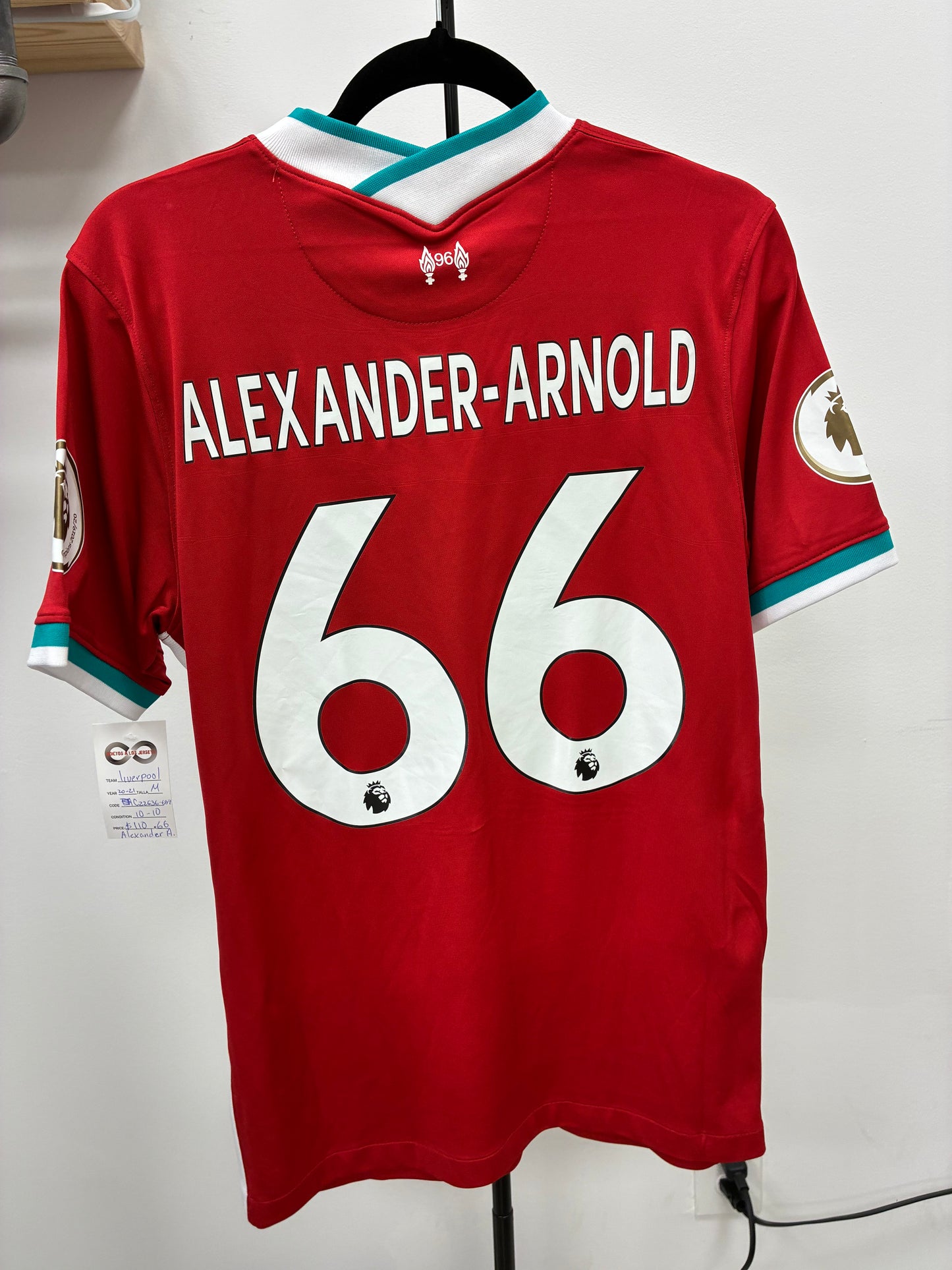 2020-21 Liverpool FC 66 Alexander Arnold Home Jersey / Medium / 10/10