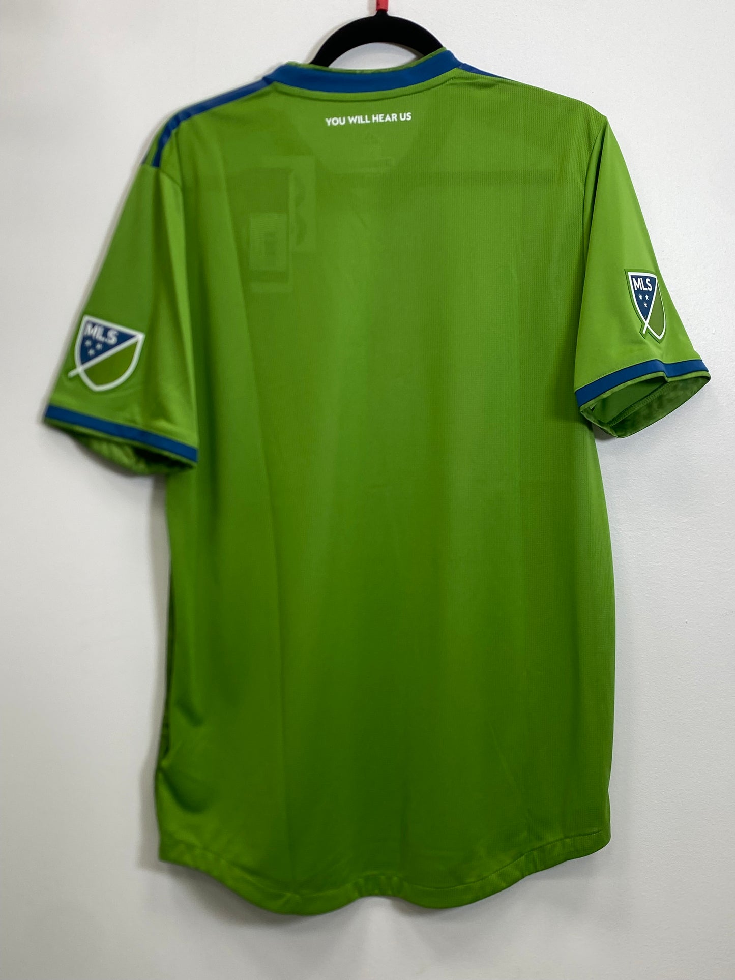 2017-18 Seattle Sounders Home jersey / large / New