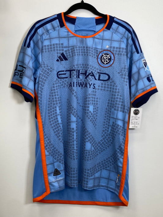 2023-24 New York City FC Home Jersey / Large / 10/10