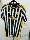 2023-24 Juventus FC Home Jersey / Medium / New