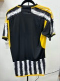 2023-24 Juventus FC Home Jersey / Medium / New