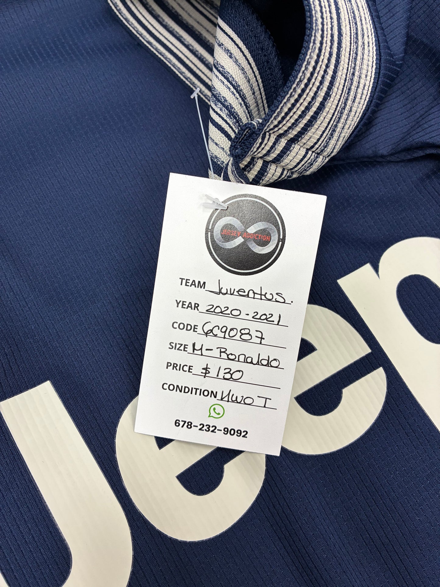 2020-21 Juventus FC 7 Ronaldo Away Jersey / Medium / New
