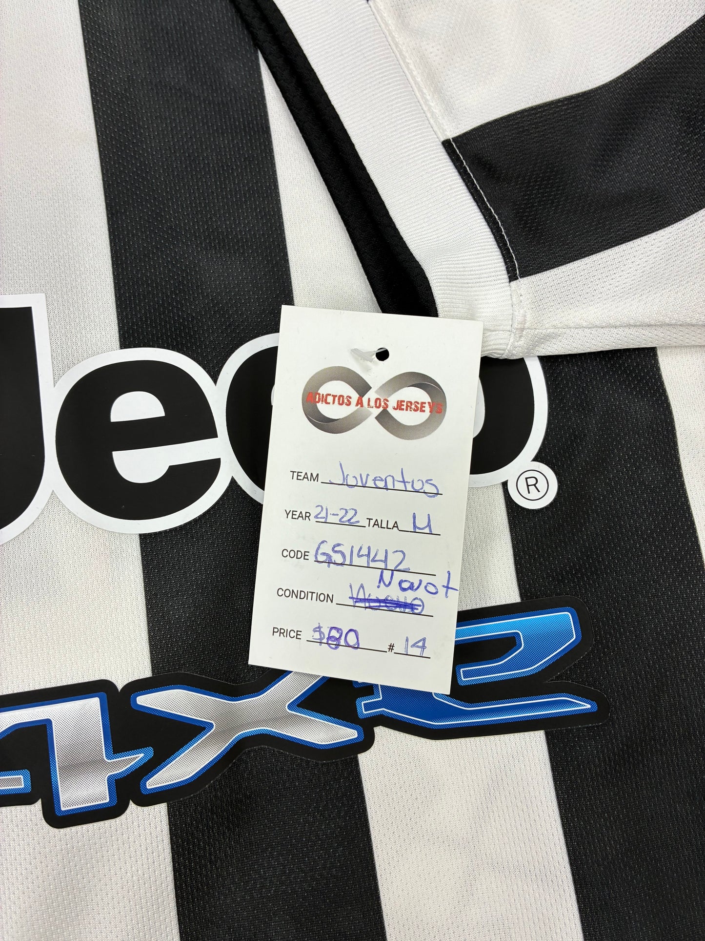 2021-22 Juventus FC Home Jersey / Medium / New