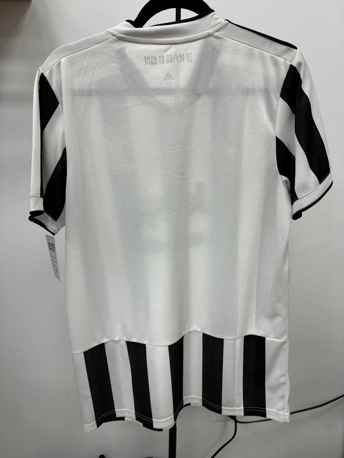2021-22 Juventus FC Home Jersey / Medium / New