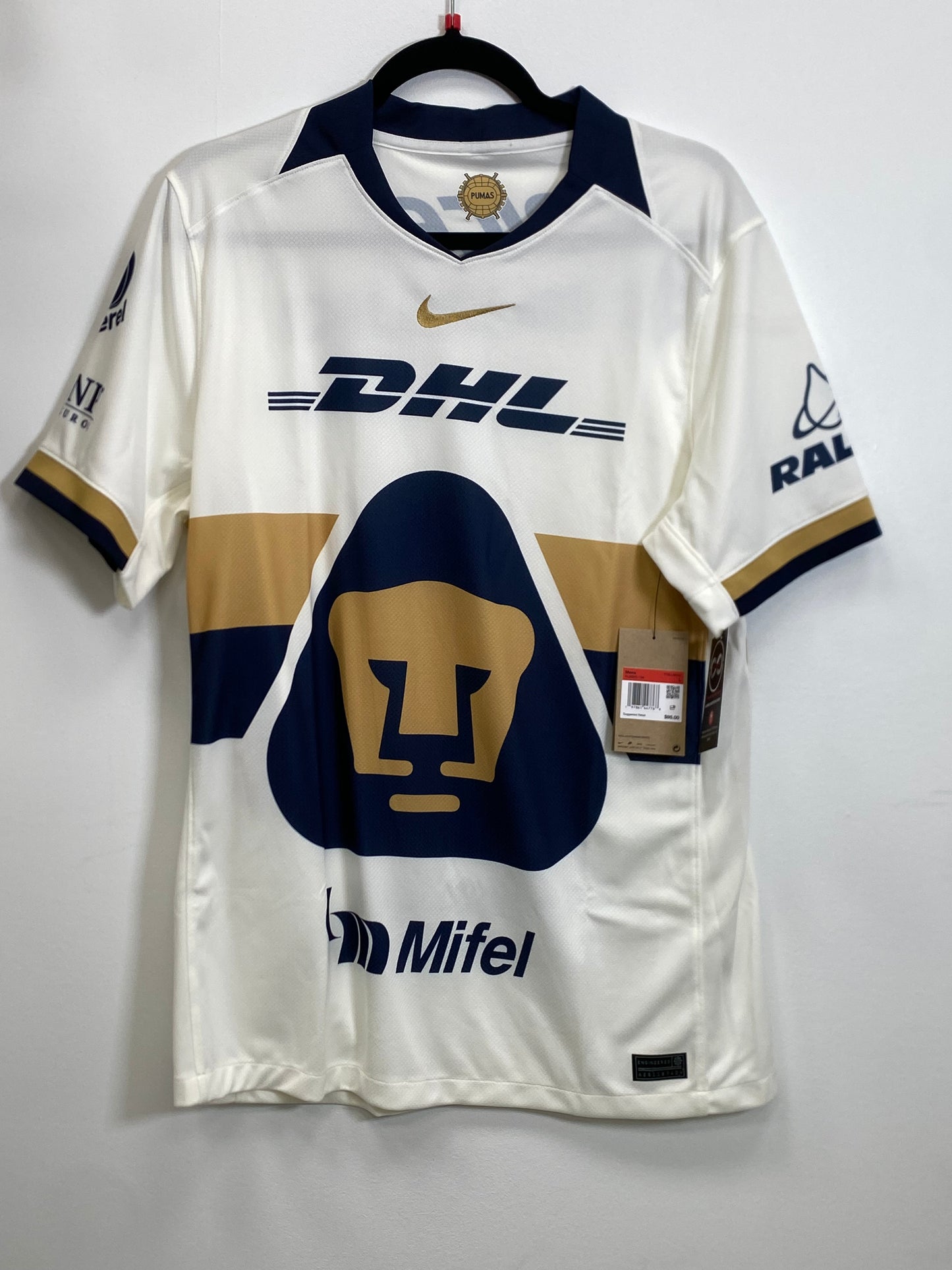 2025-26 Pumas UNAM Home Jersey / Large / New