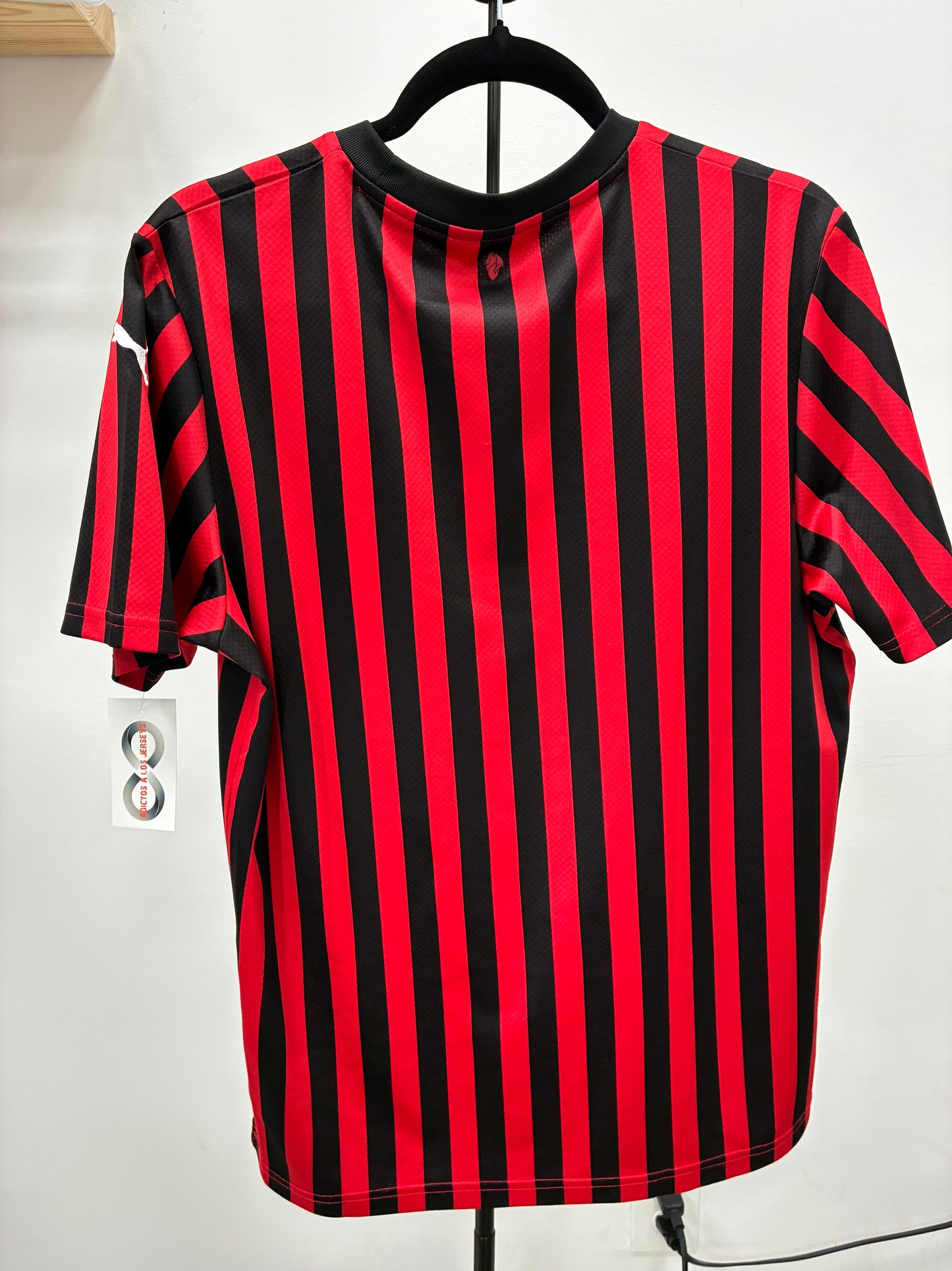 2019-20 AC Milan Home Jersey / Medium / 9.5/10