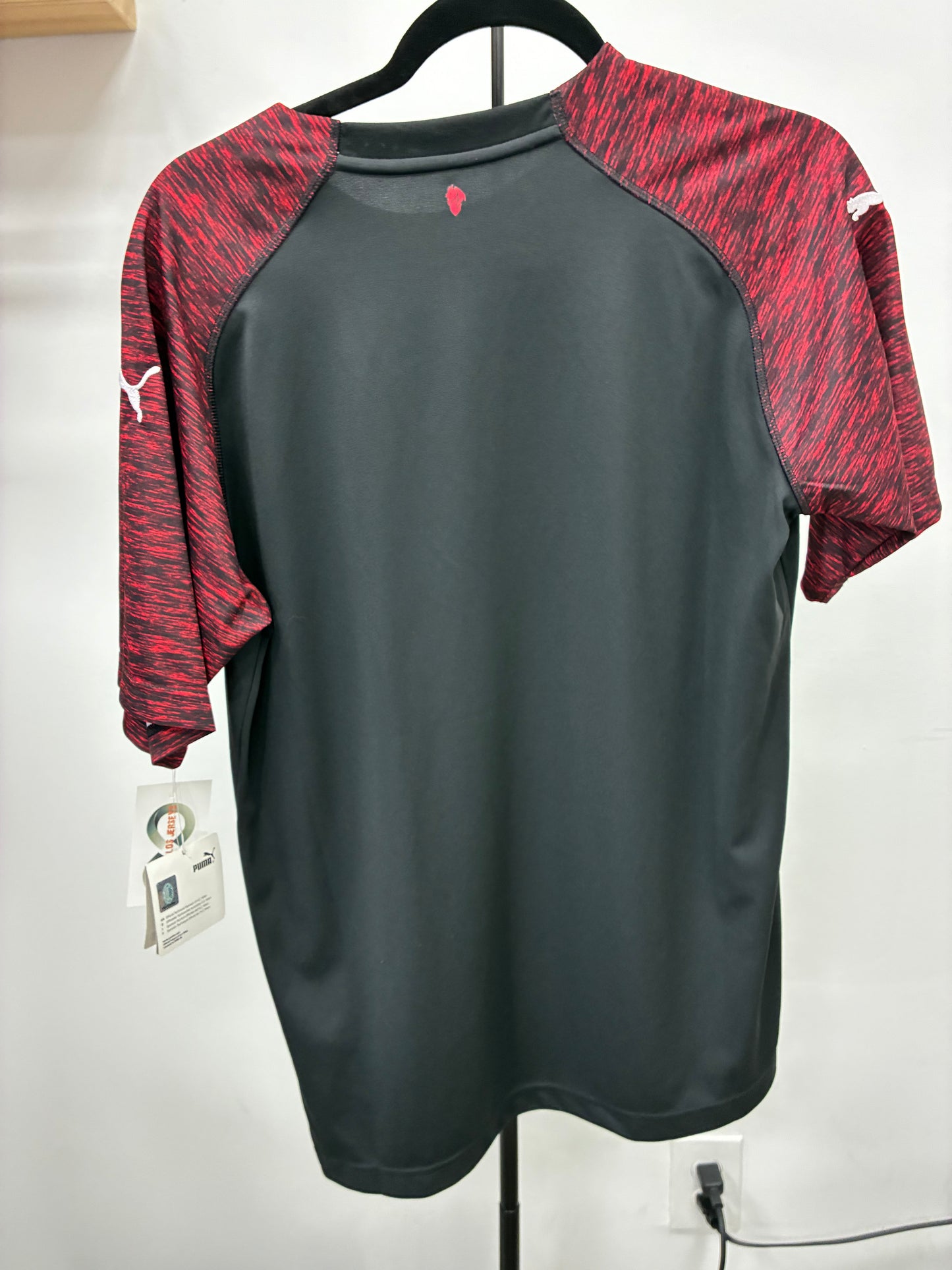 2019-20 AC Milan Train Jersey / Medium / New