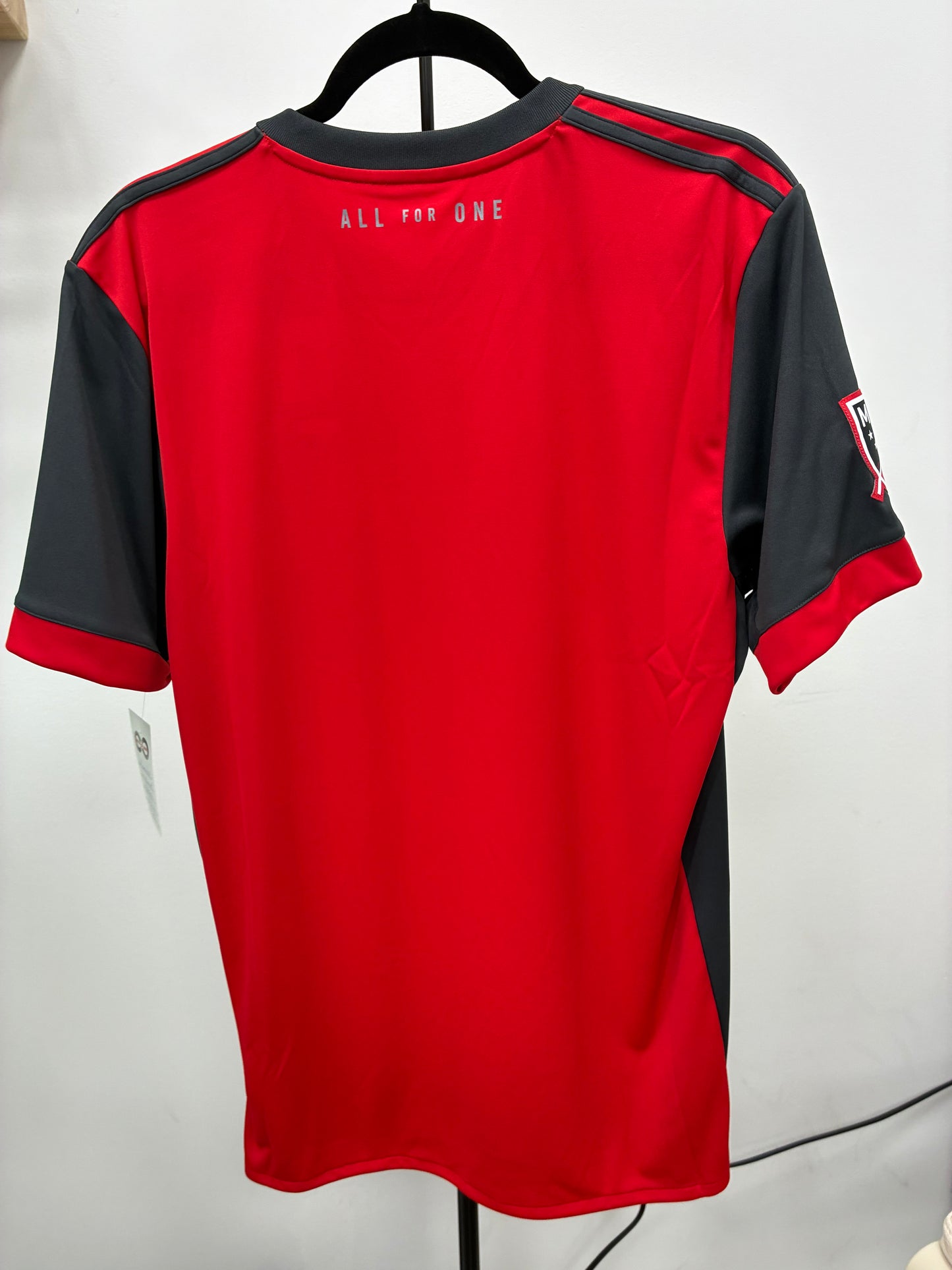 2017-18 Toronto Fc Home Jersey / Medium / New