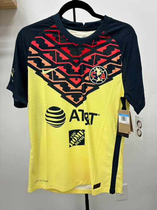 202-21 Club América Player Version Home Jersey / Medium / New