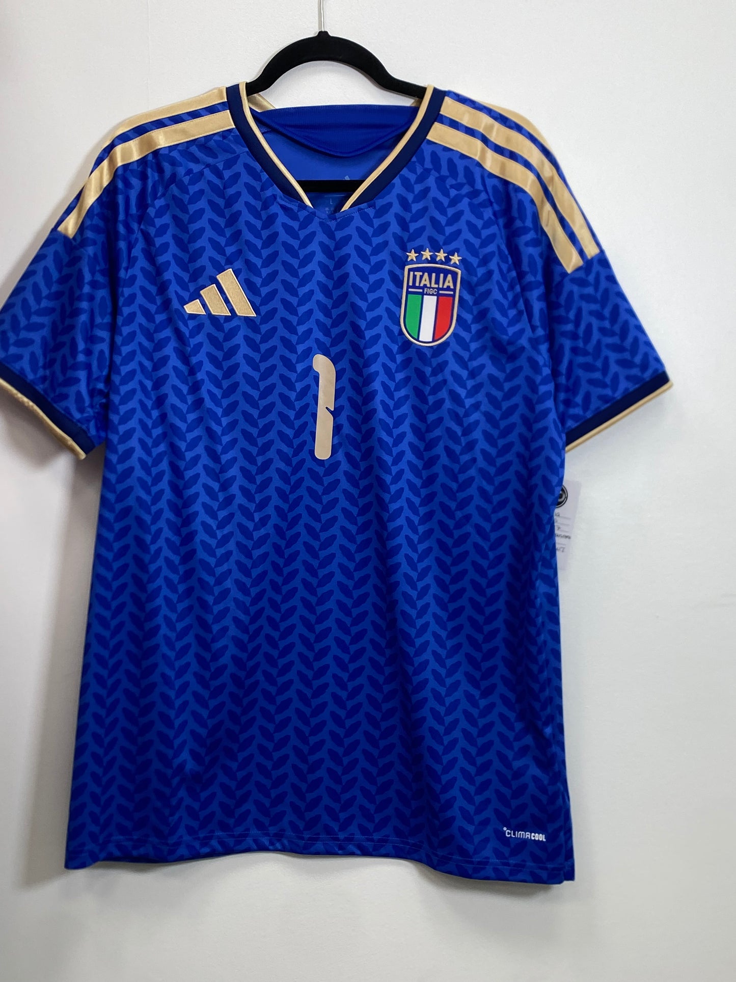 2026 Italy Donnarumma 1 Home Jersey / Large / New