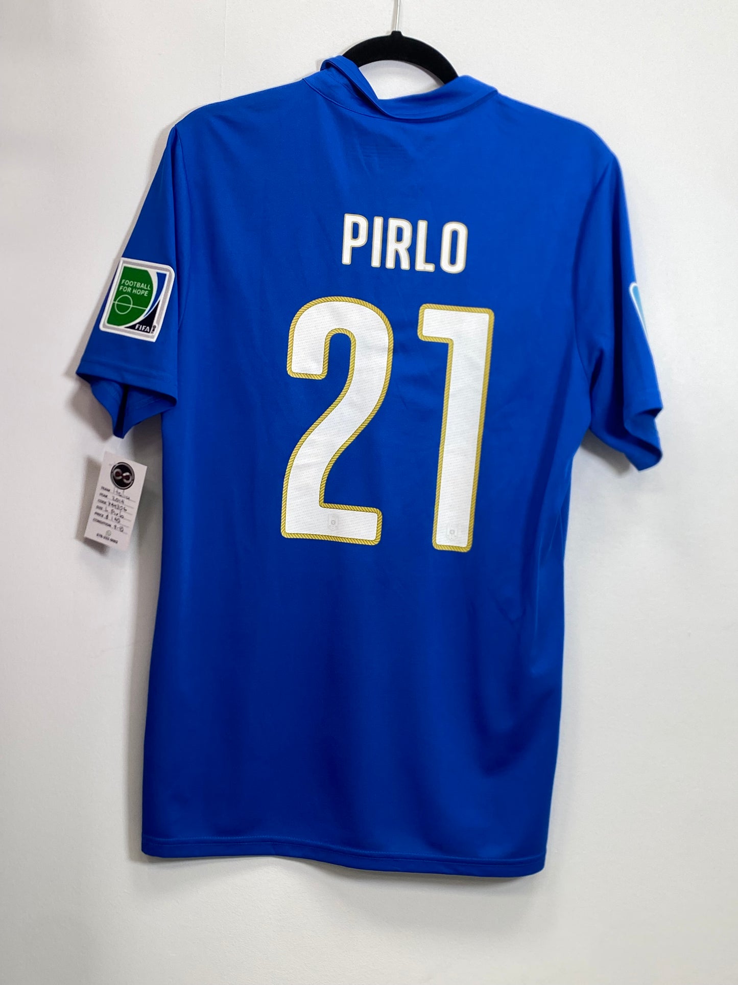 2014 Italy Pirlo 21 Home jersey / Large / 9/10