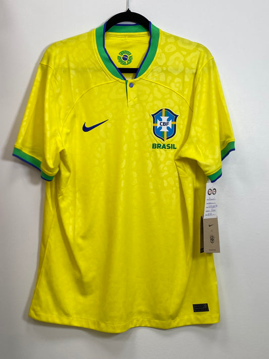 2022 Brazil Home Jersey / Large / New