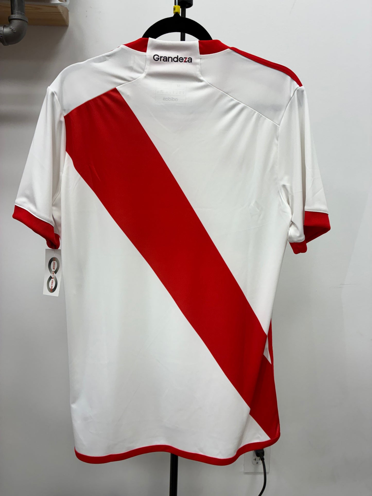 2023-24 River Plate Home Jersey / Medium / New