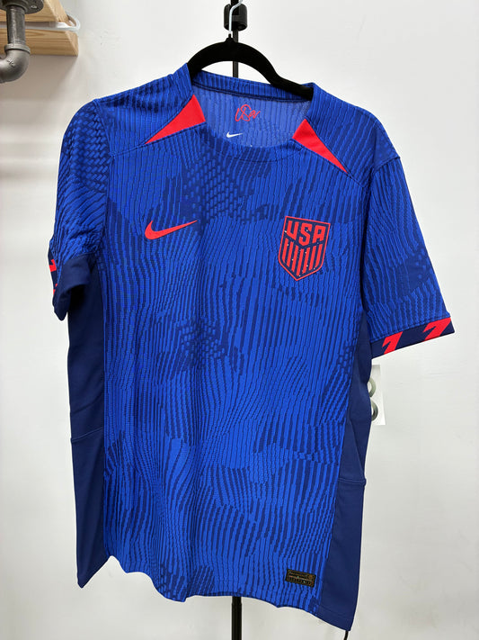2023 USA Home Jersey / Medium / New