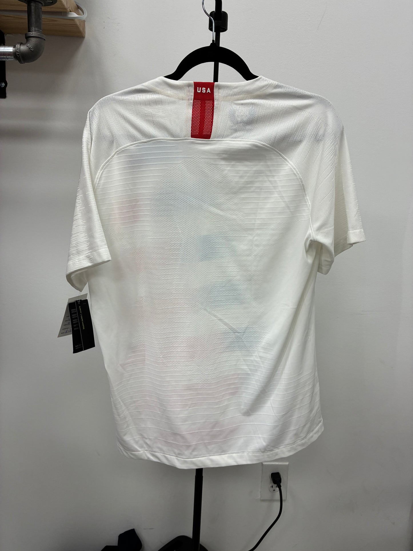 2018 USA Home Jersey / Medium / New