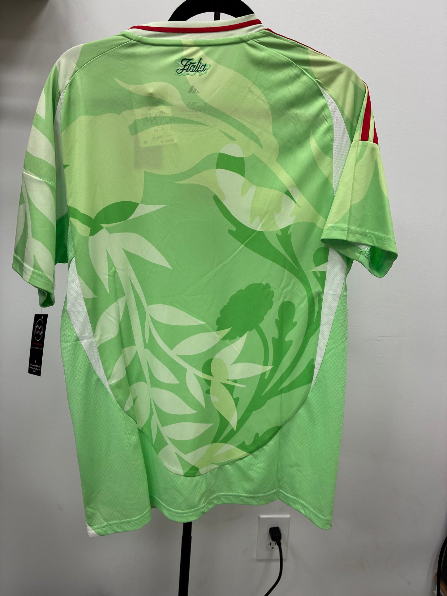 2024 Italy Gk Jersey / Medium / New