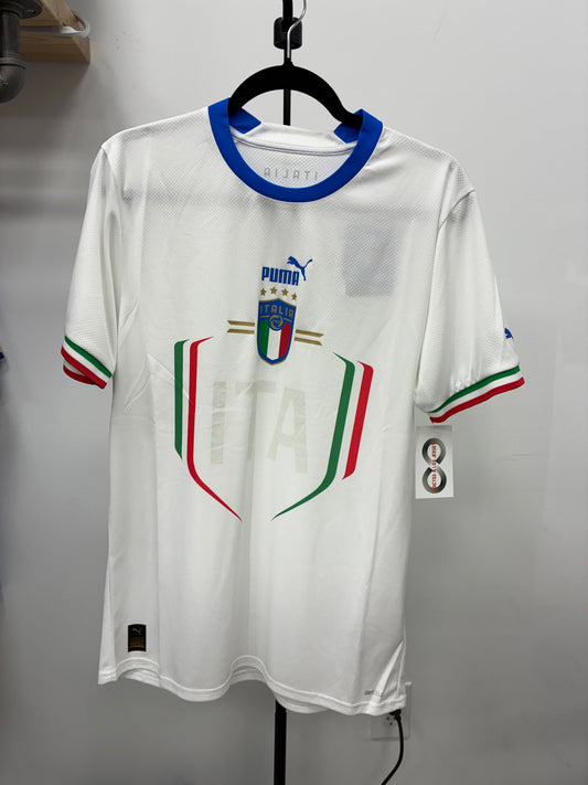 2022 Italy Away Jersey / Medium / New