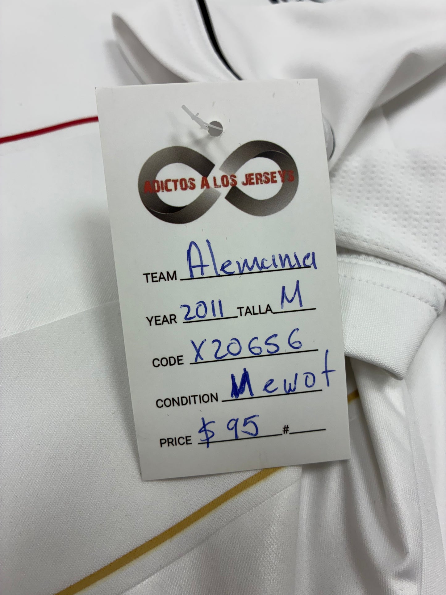 2011 Germany Home Jersey / Medium / New