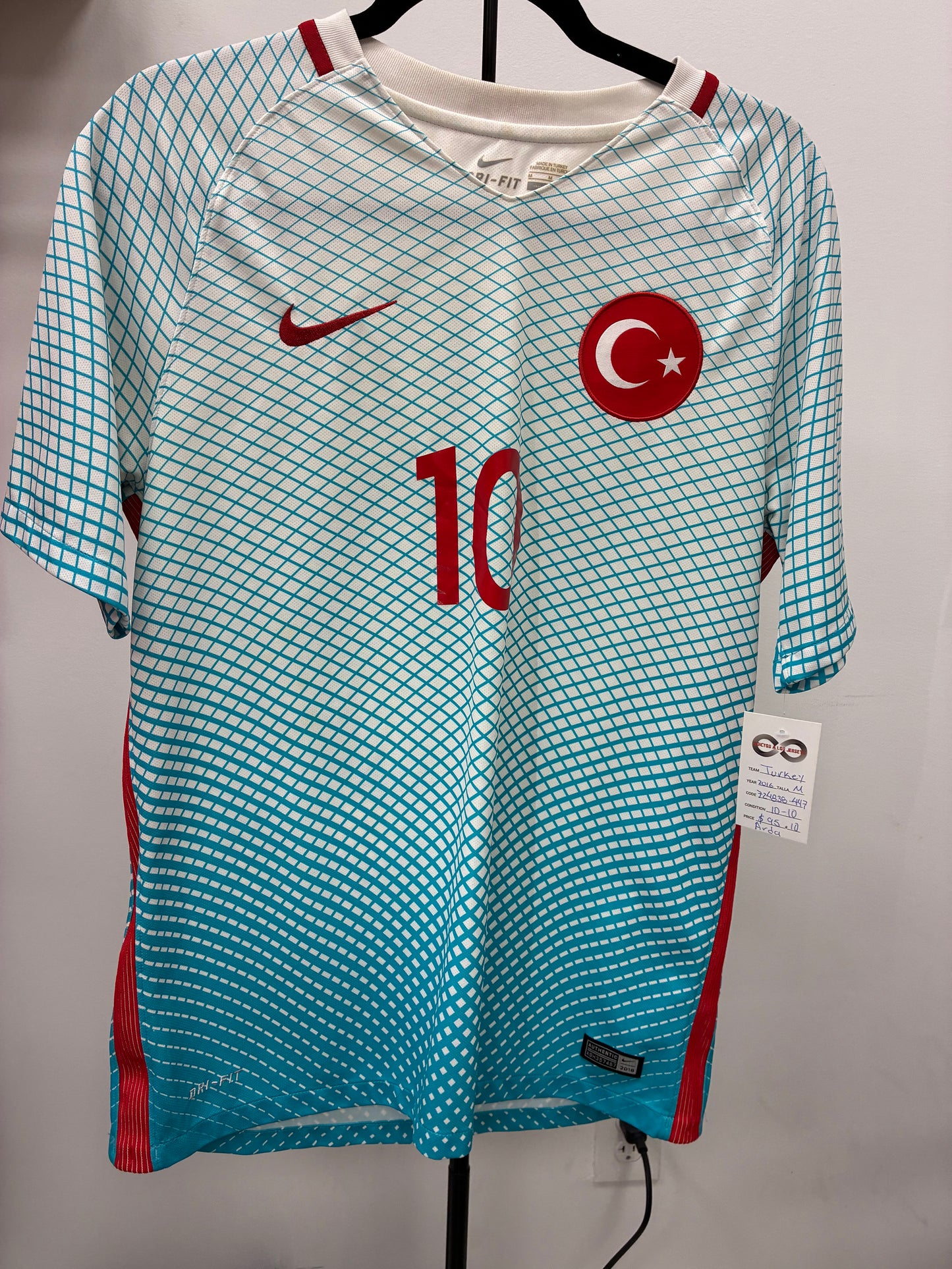 2016 Turkey 10 Arda Away Jersey / Medium / 10/10