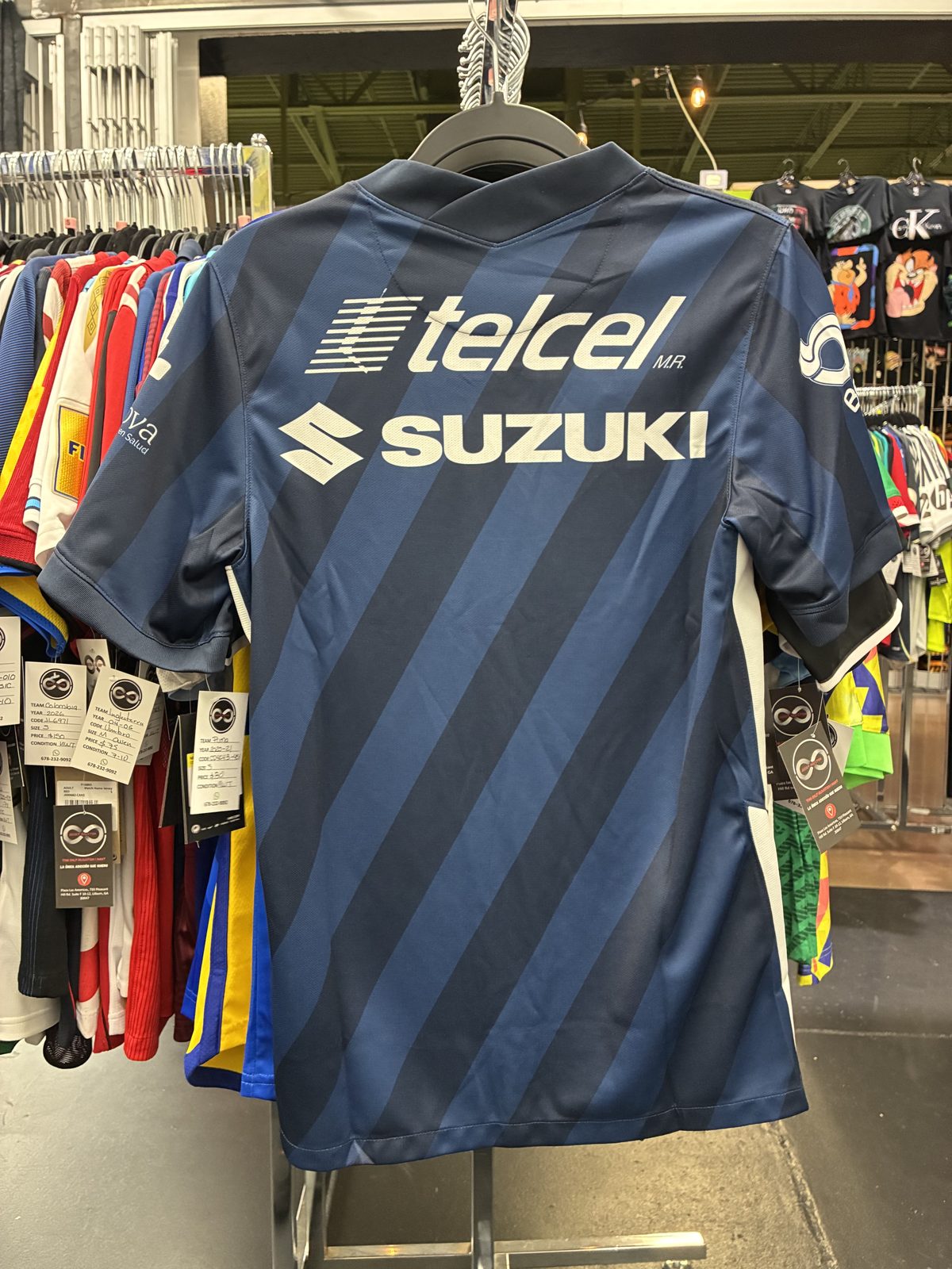 Pumas UNAM 2020-21 Away Jersey back