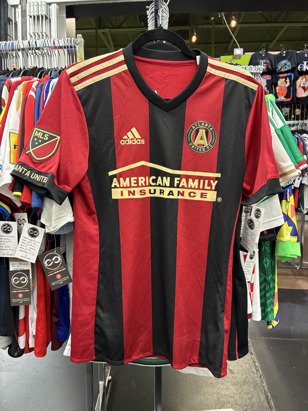Atlanta United FC 2017-18 Home Jersey front
