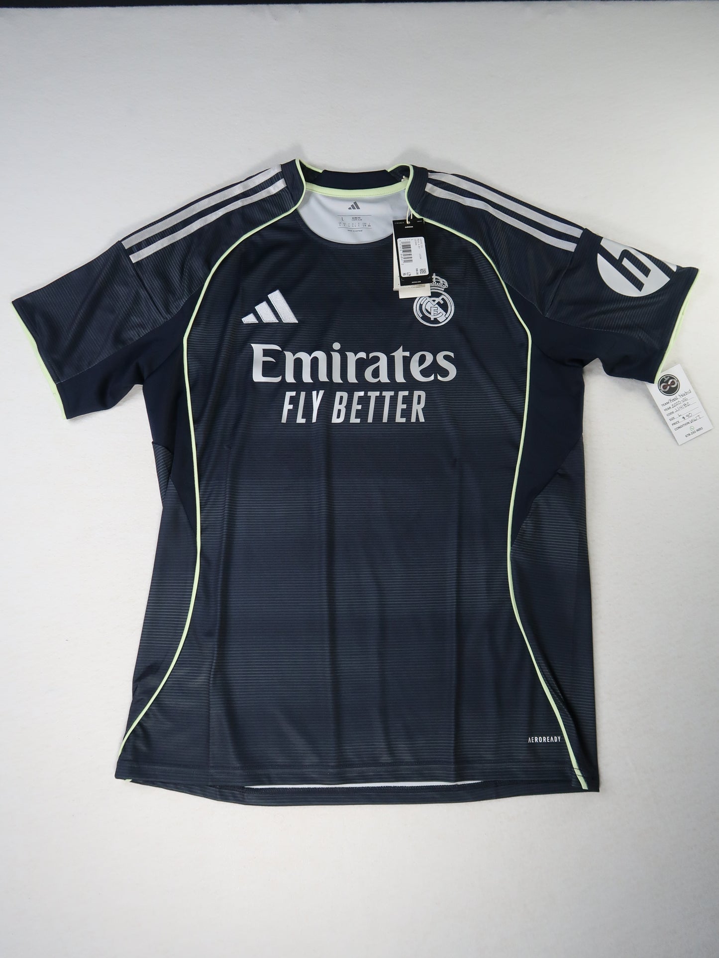 2025-26 Real Madrid Away Jersey / Large / New