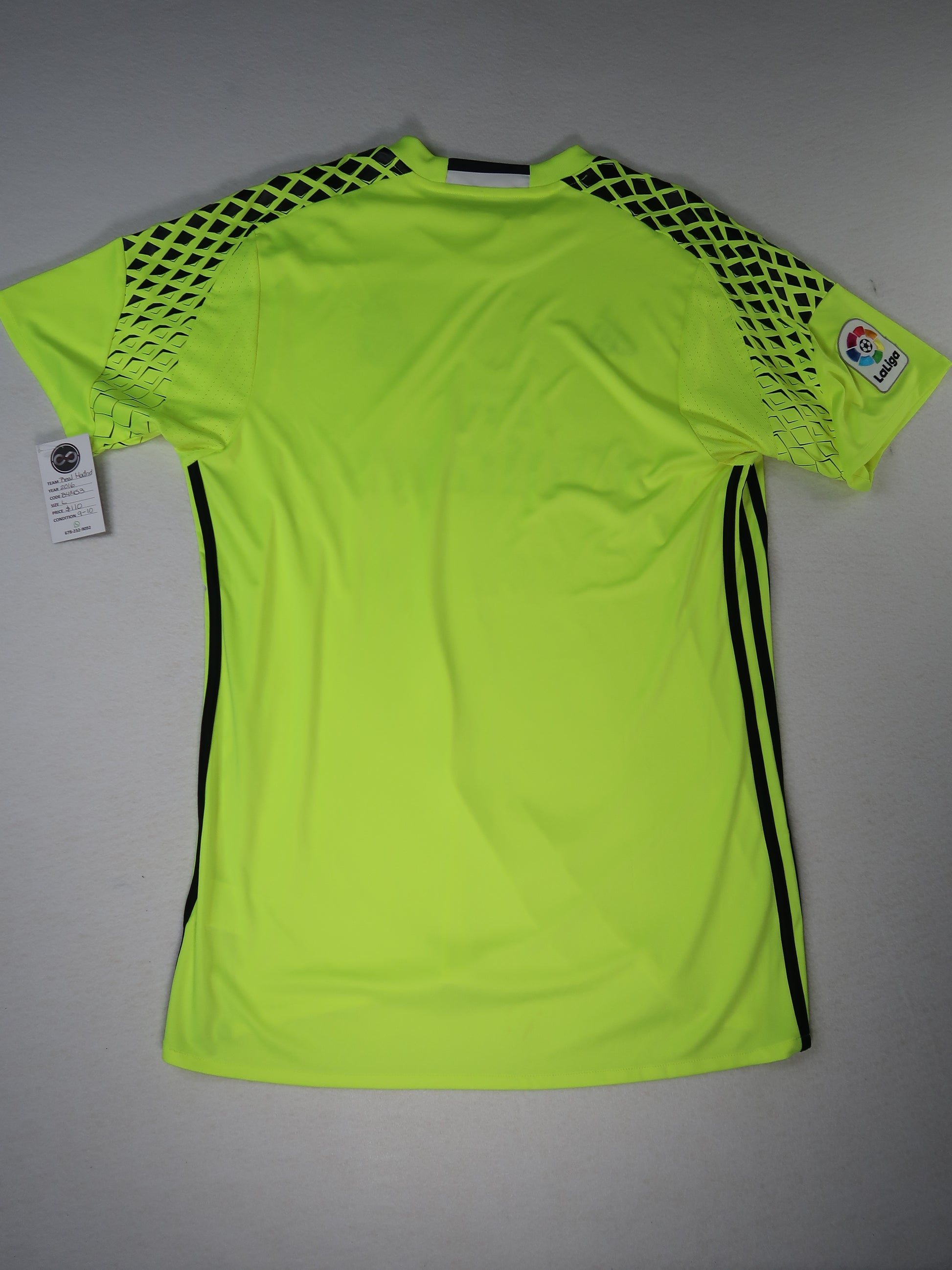 2016-17 Real Madrid goalkeeper jersey back