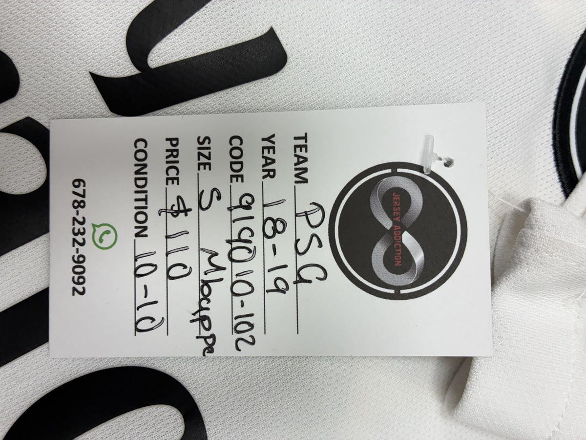 2018-19 Paris Saint-Germain Away Jersey Small