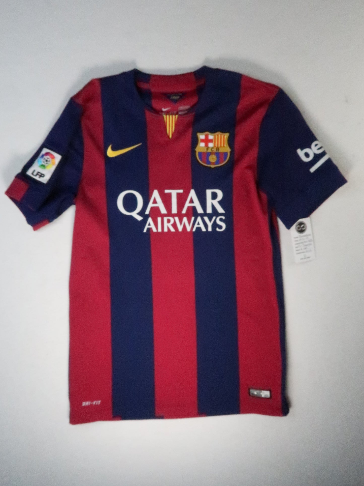 2014-15 Barcelona Suarez Home Jersey front
