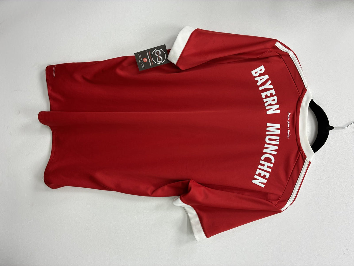 2017-18 Bayern Munich Home Jersey Large