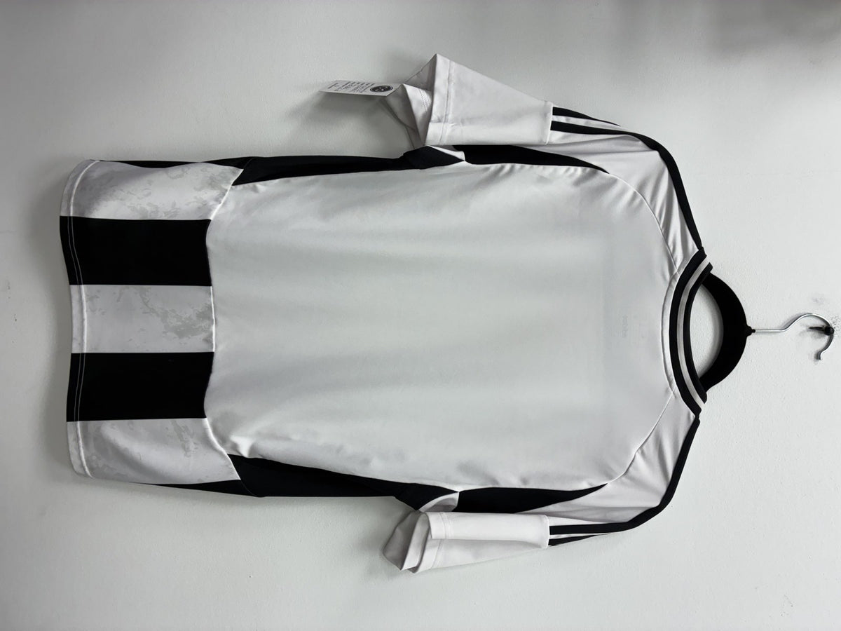2024-25 Juventus Home Jersey Large