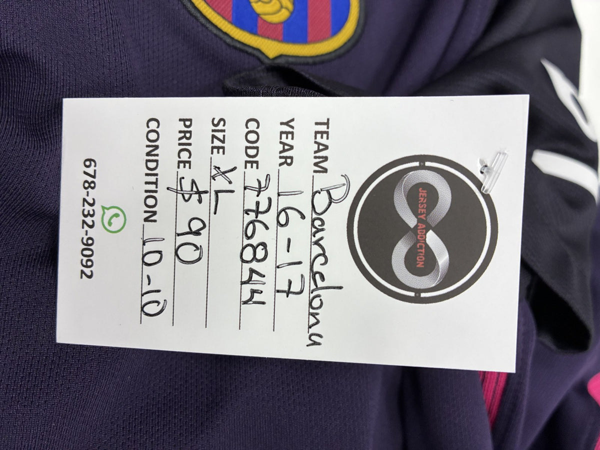 2016-17 Barcelona Away Jersey X-Large