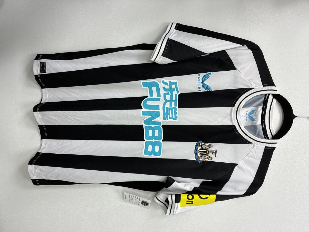 2022-23 Newcastle United Home Jersey X-Large