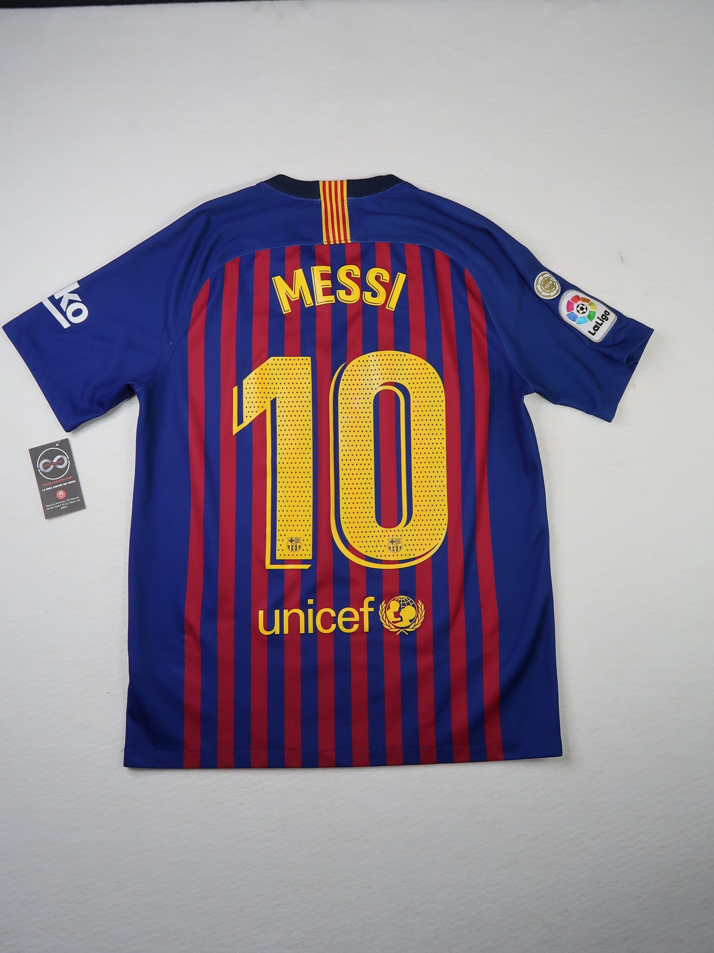 2018-19 Barcelona Messi 10 Home Jersey back with nameset