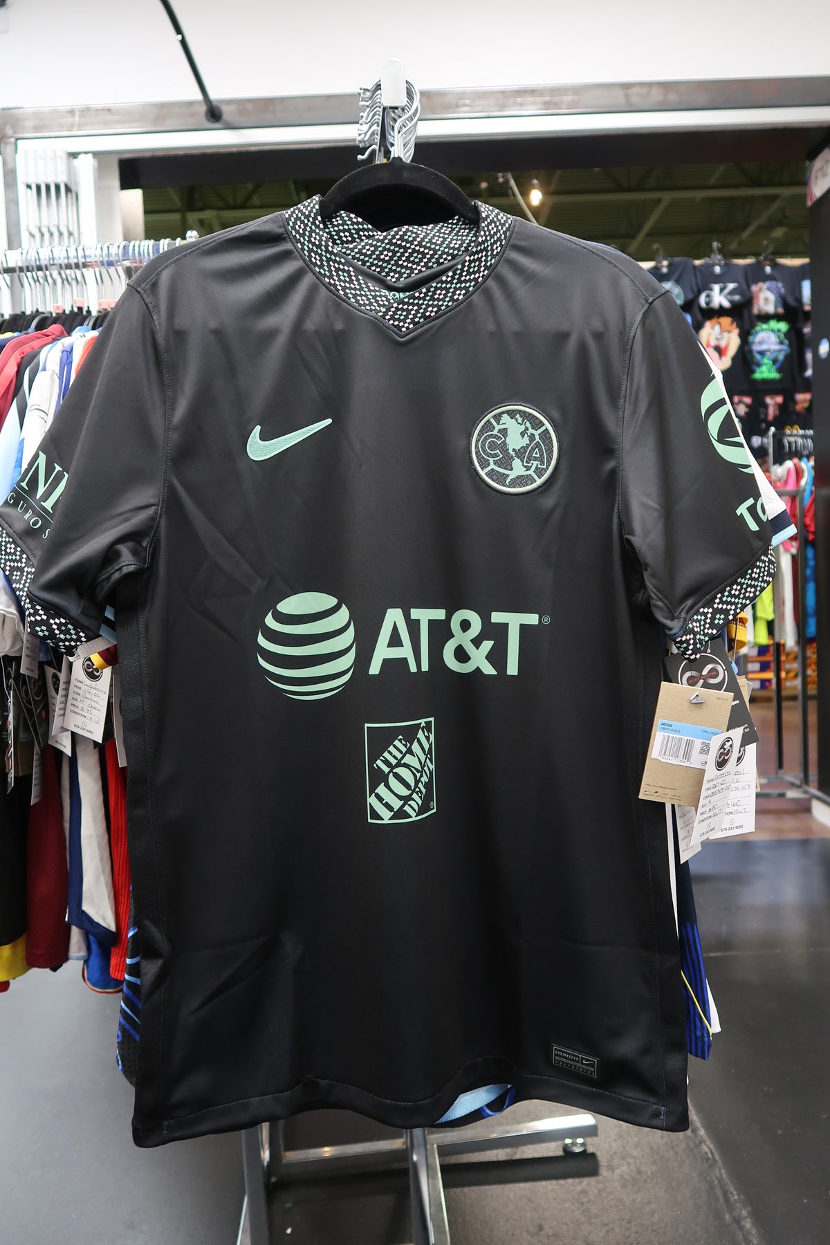 2021-22 Club América Away Jersey / M / 10-10