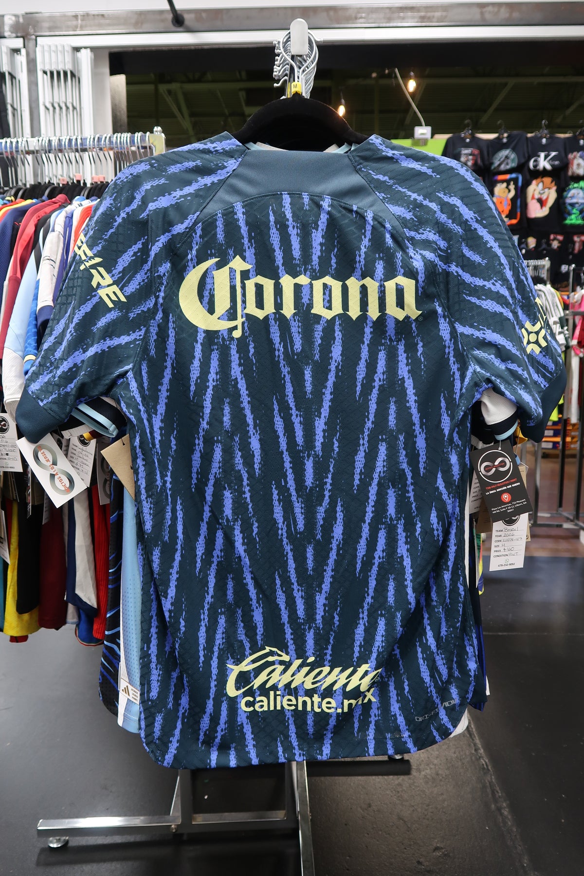 2022-23 Club América Third Jersey (Authentic) / M / 10-10